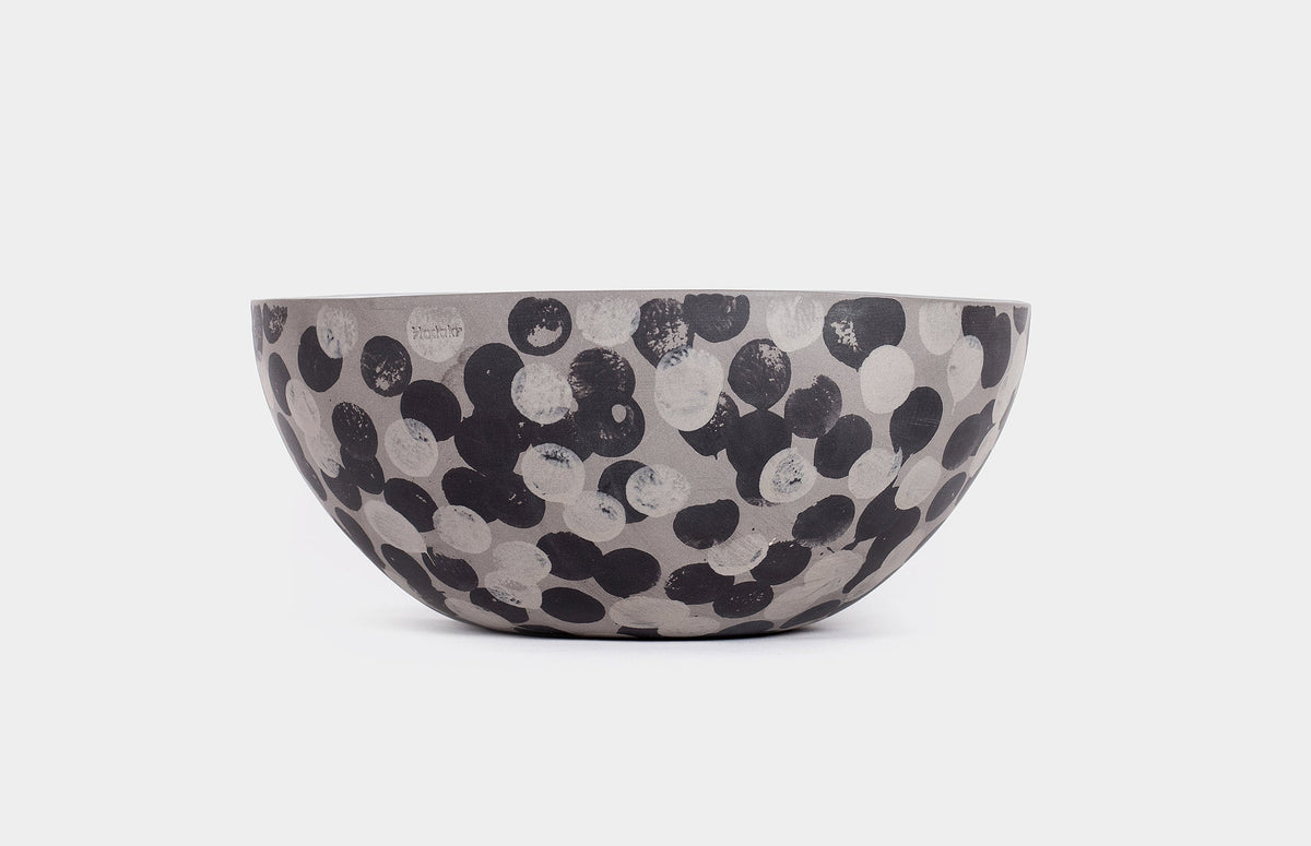 Misa Dots – Hadaki, aranżacja