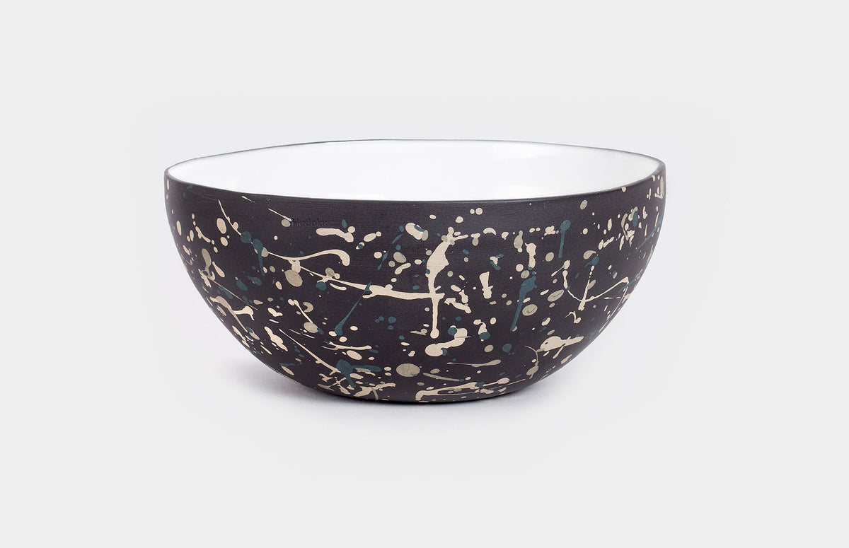 Misa Pollock Black – Hadaki, aranżacja