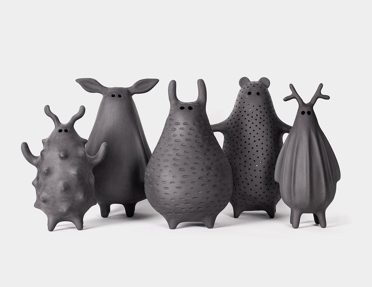 Herman — rzeźba ceramiczna, kolekcja Creatures – Hadaki, aranżacja