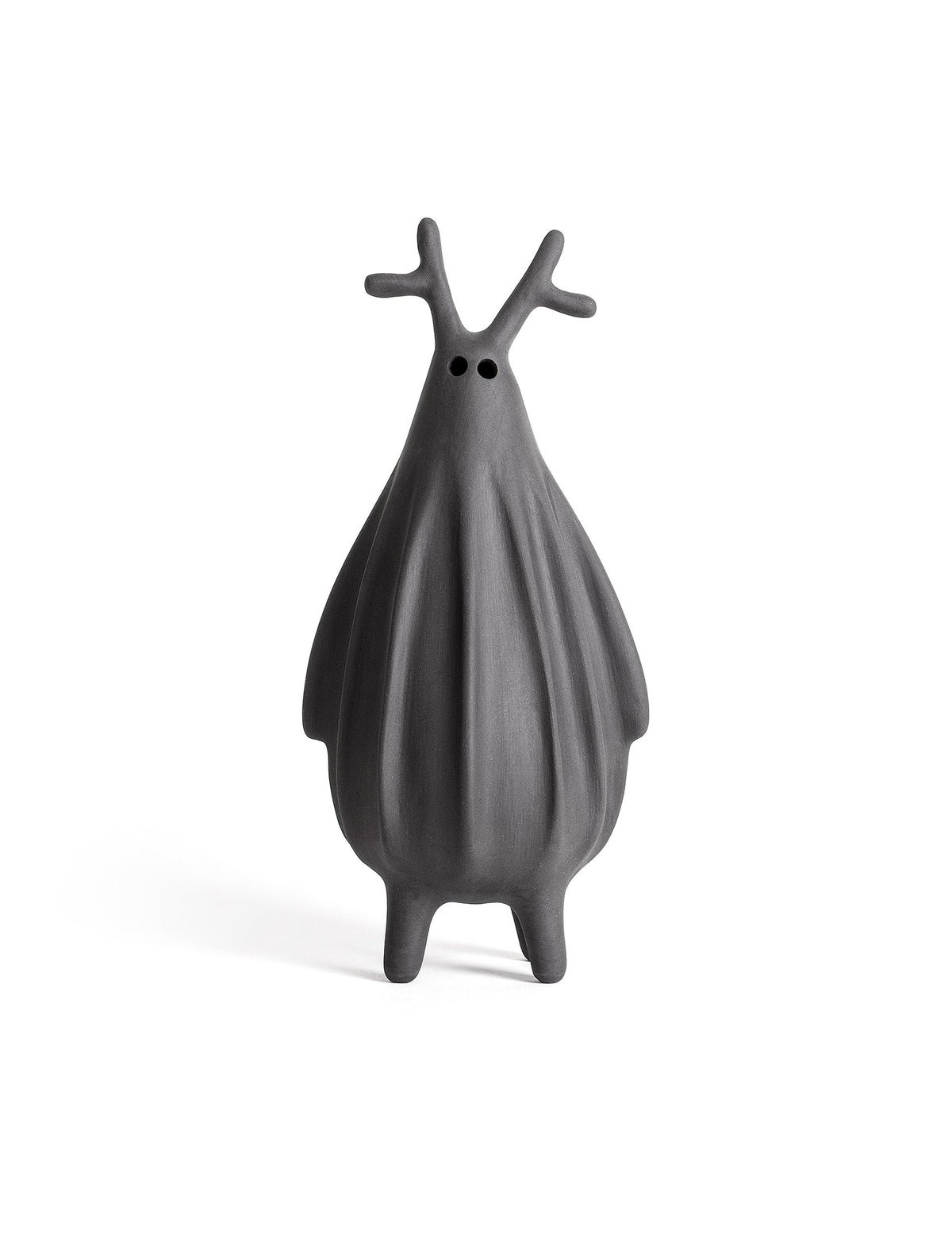 Herman — rzeźba ceramiczna, kolekcja Creatures – Hadaki, ręcznie robiona kamionka, na białym tle