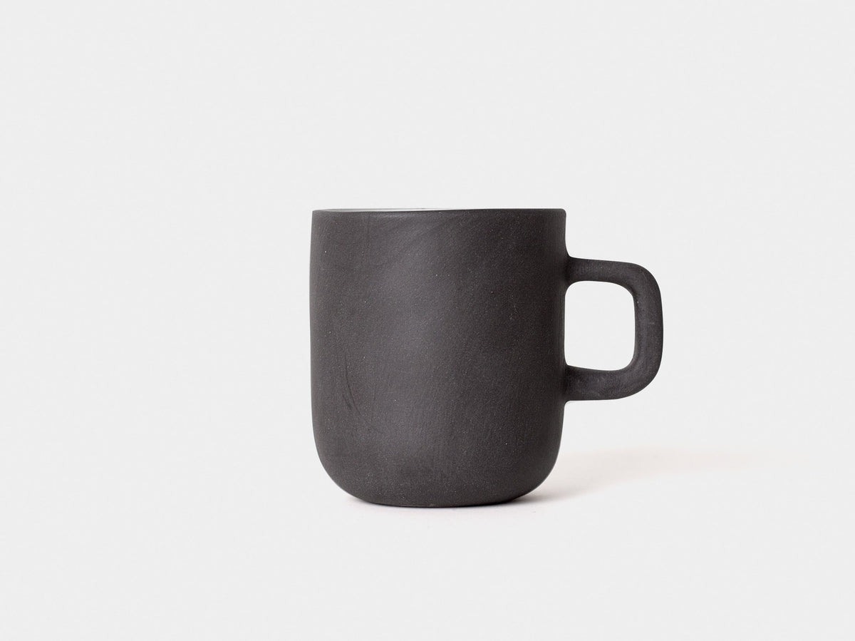 Mały kubek Black 180 ml – Hadaki, aranżacja