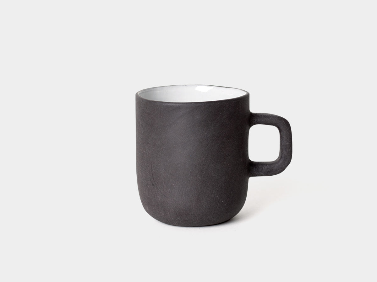 Mały kubek Black 180 ml – Hadaki, aranżacja
