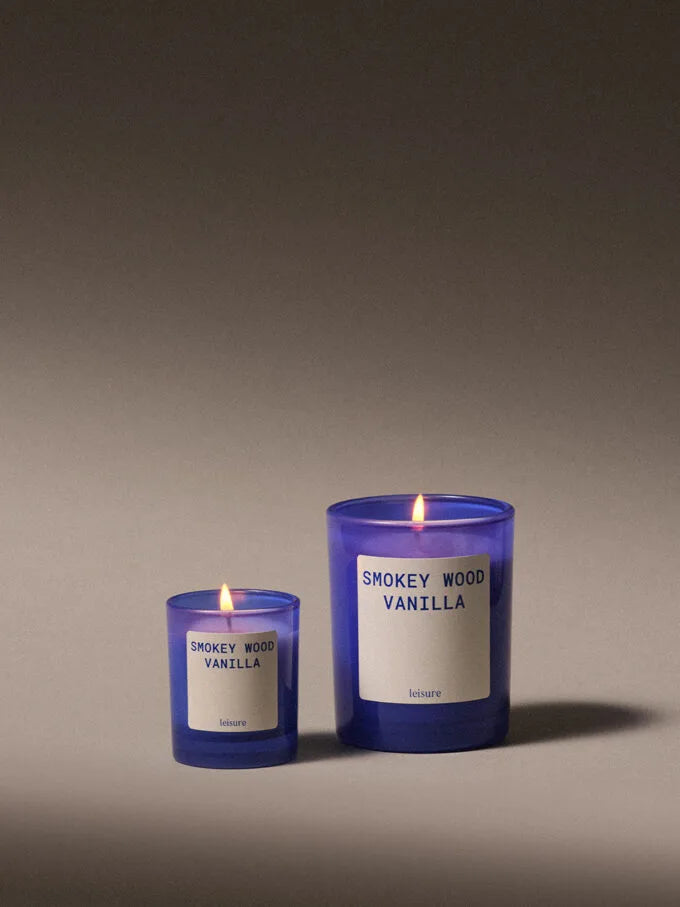 Świeca zapachowa Smokey Wood & Vanilla – Primal Comfort | Drzewna, dymna,