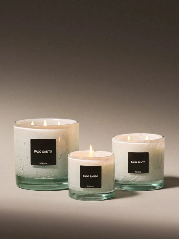 Świeca zapachowa Palo Santo – Modern Sanctuary | Drzewna, medytacyjna, ręcznie robiona