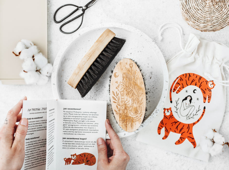 Szczotka do masażu ciała | Ciemne włosie