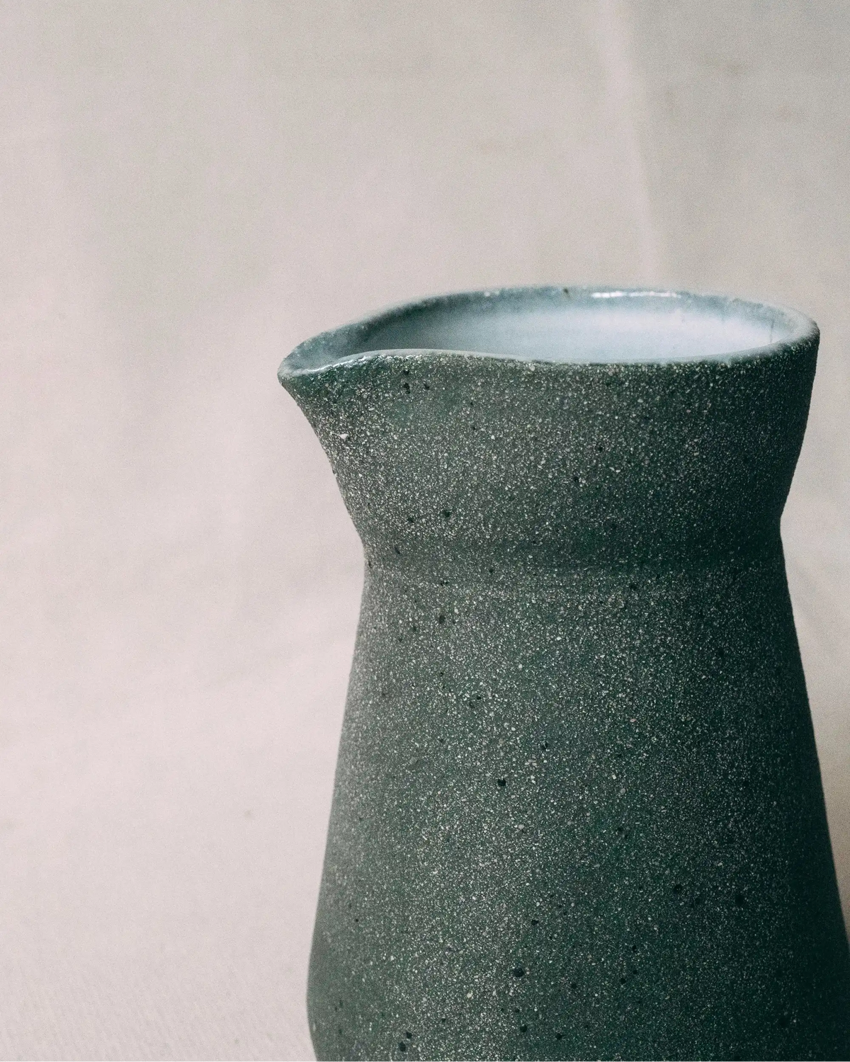 Serwer kawowy 400 ml – Zakwas Studio, aranżacja