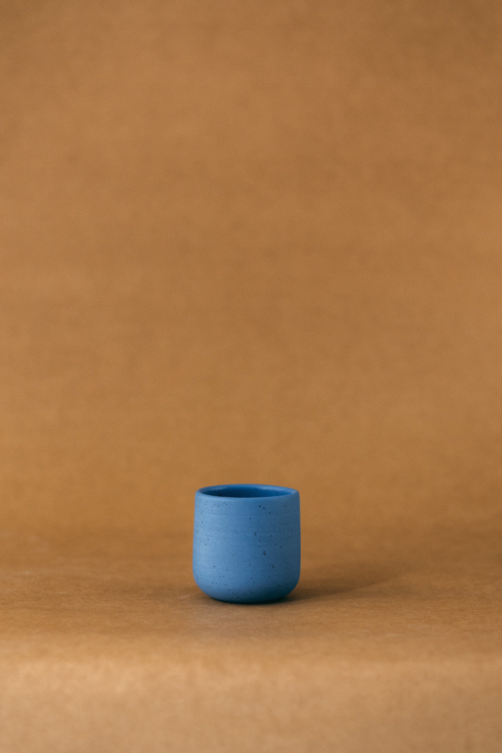 Kubek PopUp – ceramiczny kubek handmade Zakwas Studio